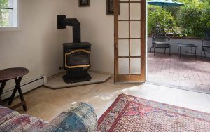 Courtyard Room Sitting Area